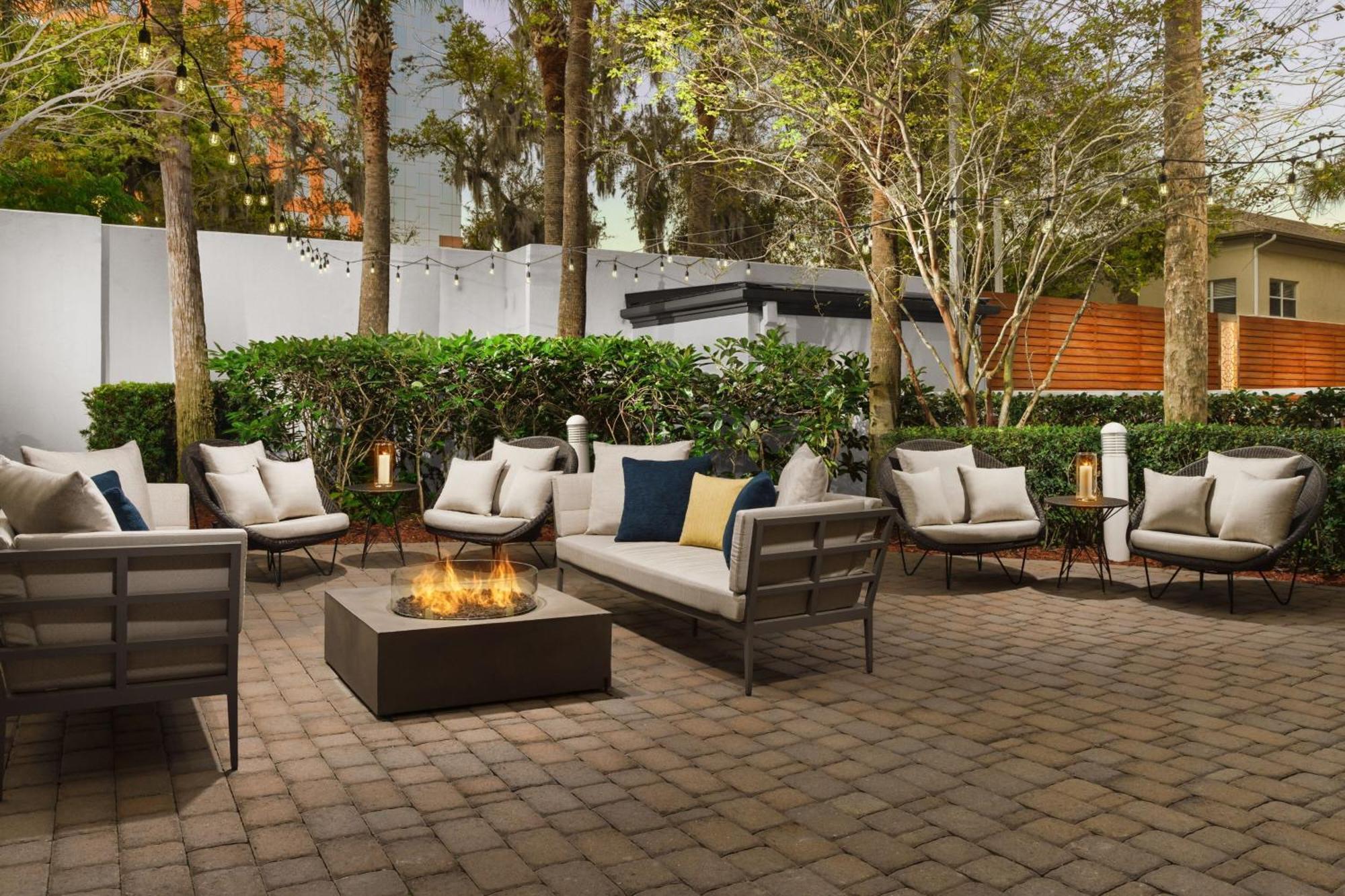 Courtyard By Marriott Orlando Downtown Hotel Eksteriør billede